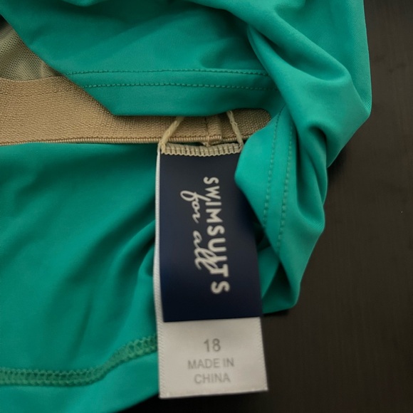 Swimsuits For All Cropped Racerback Tankini - Picture 4 of 4